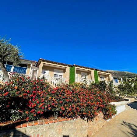 Essos Villas Dhërmi Esterno foto