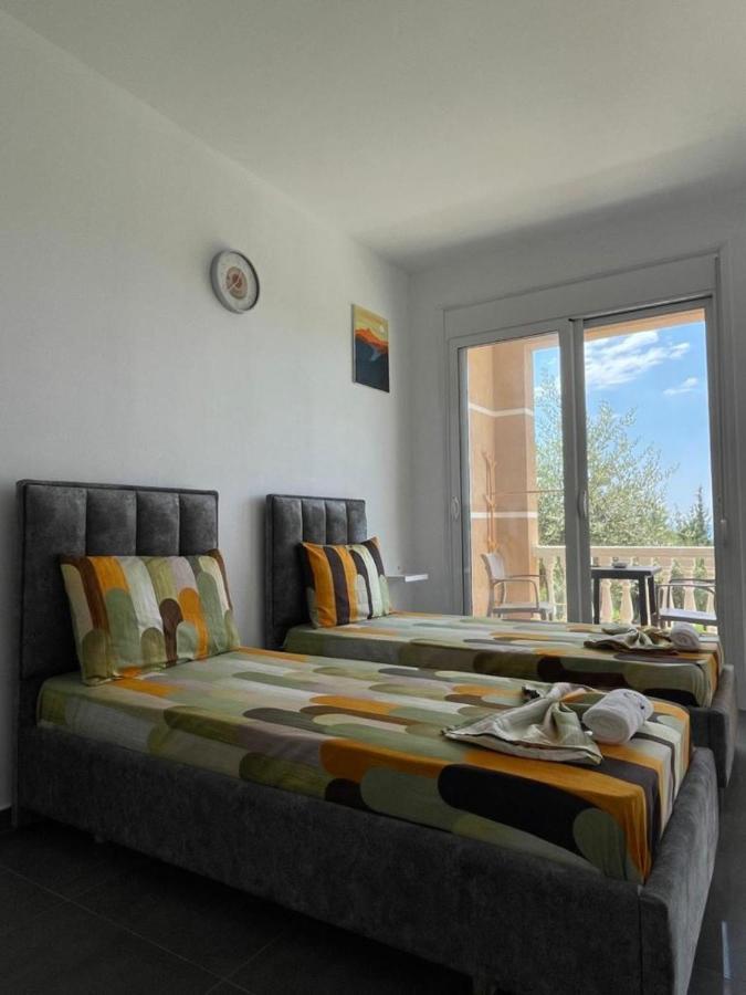 Essos Villas Dhërmi Esterno foto